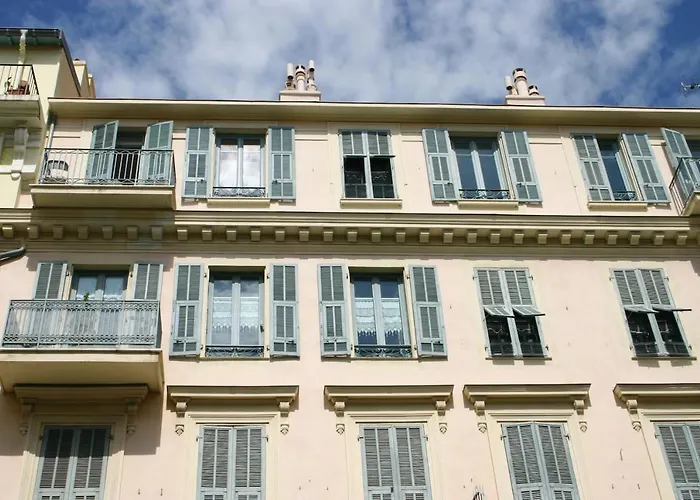 Nice centre- Superbe 100m2 - 10 mn à pied de la mer !