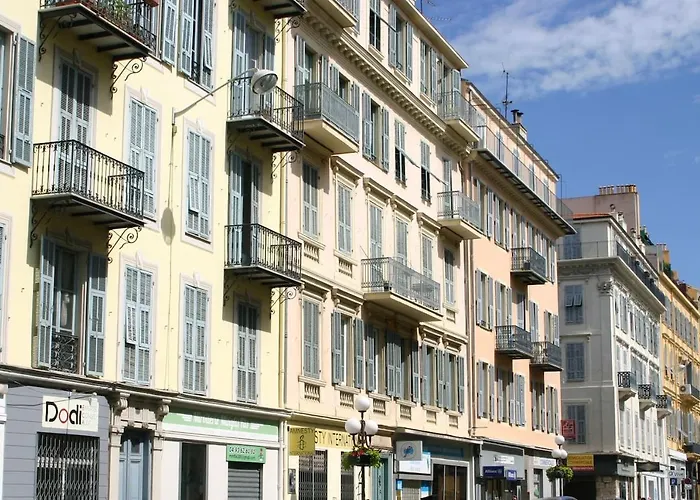Nice centre- Superbe 100m2 - 10 mn à pied de la mer !